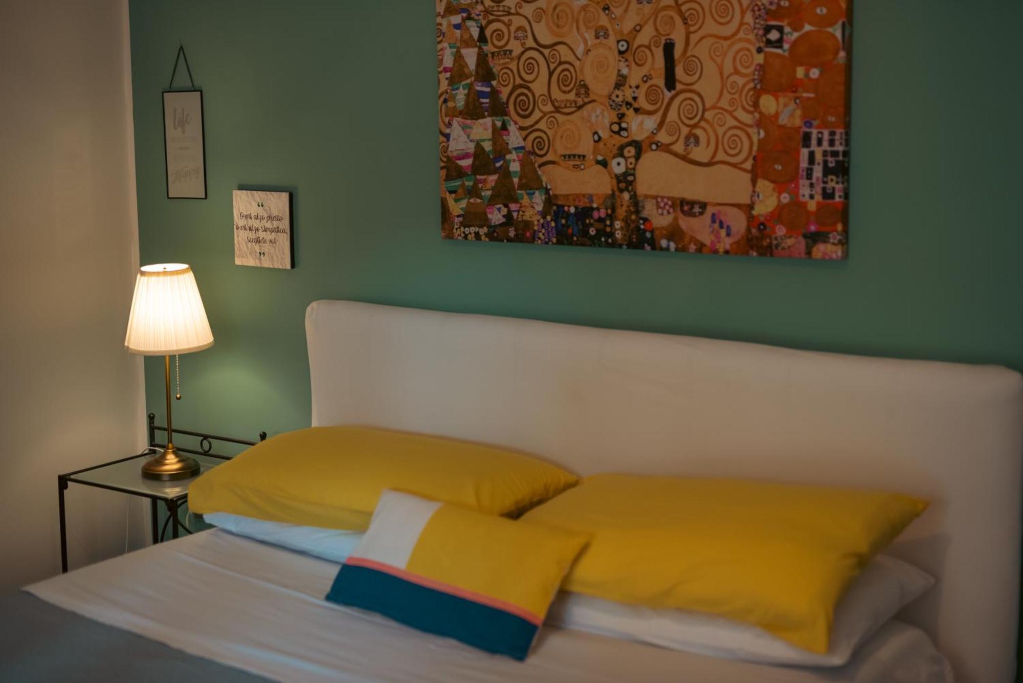 Portarotese Apartment With Terrace Salerno Luaran gambar